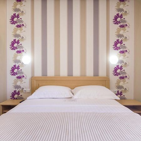Seabird Apartments スカラ・ポタミアス 部屋 写真